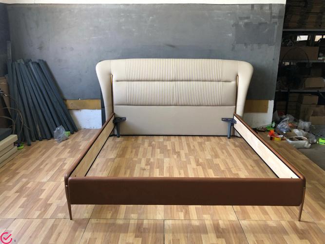 快乐生活家具-创意木制床架