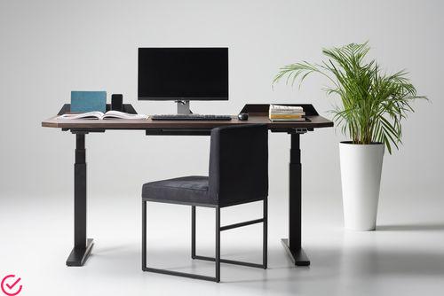 高效率办公桌：带动力的木制办公桌