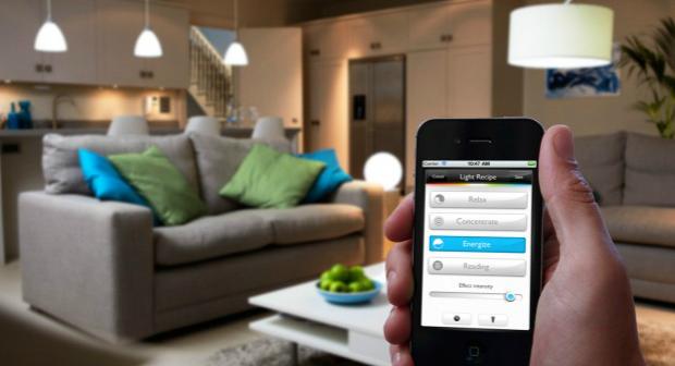 智能多功能家居助手：SmartHome+