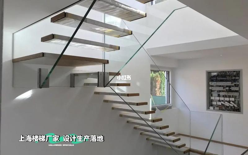 创新品牌：木与玻璃的完美融合