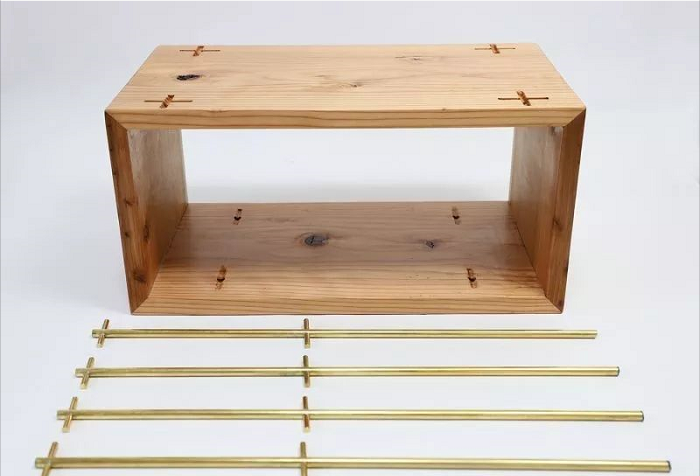创新家具：独一无二的木质与金属结合品