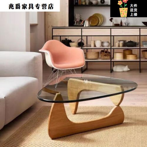 创意家具：融合木质和玻璃的极简风格