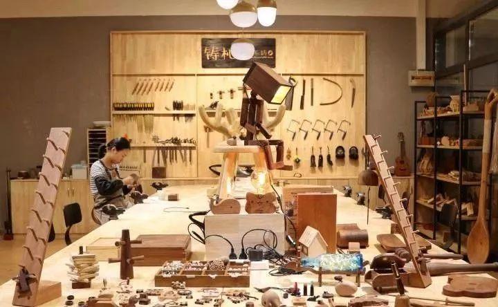 创新品牌——木艺工坊（WoodCraft）