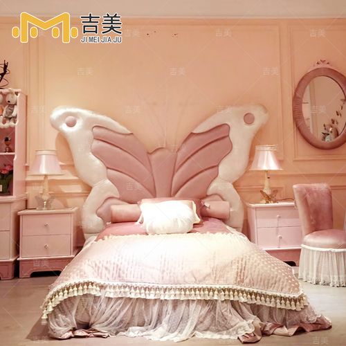 发现你的梦幻家具：时尚创意与实用功能的完美结合