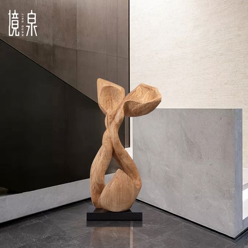 舞动的木制摆件：传统与现代的完美融合