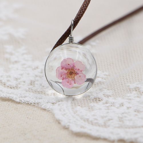 迷人的樱花玻璃饰品