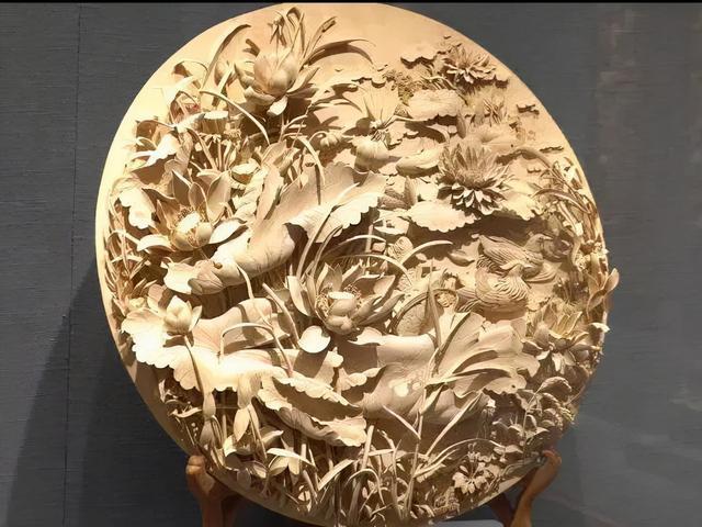 手工艺品：传承古老工艺，展现精湛技艺