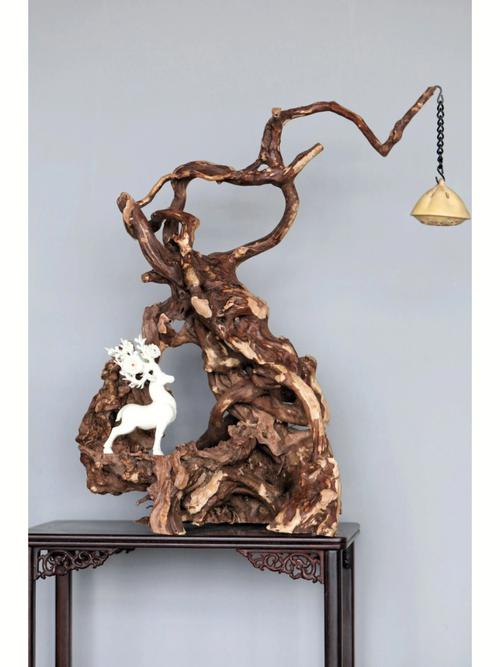 迷人的木制工艺品：打造独一无二的艺术品
