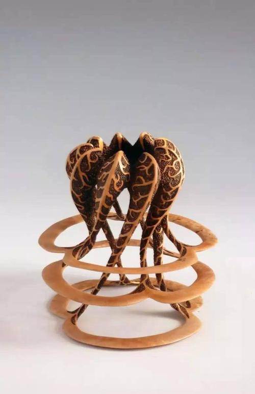 迷人的木制手工艺品——展现自然之美的艺术品
