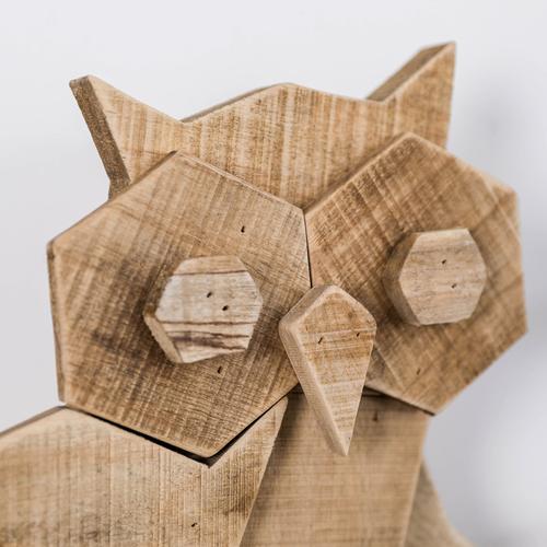 迷幻之木：精致手工木制工艺品