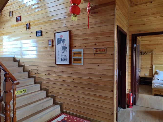 充实生活的快乐：魅力木屋家具系列