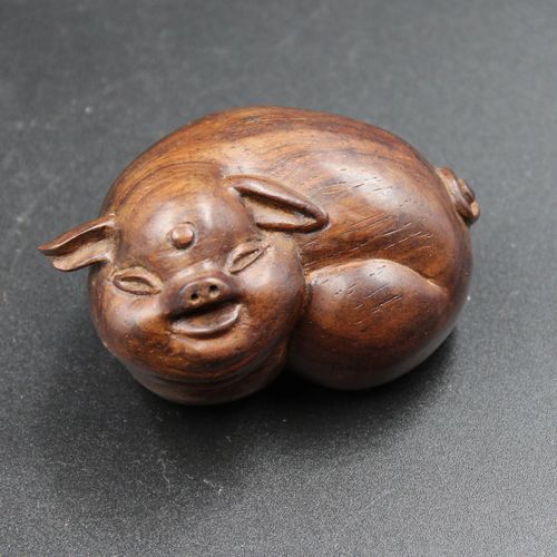 独特魅力：木制手工艺品的品质与创意