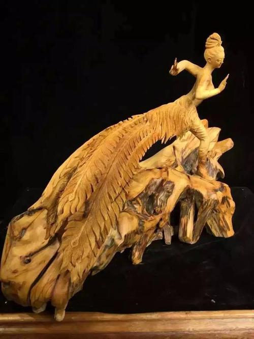 手工木制工艺品：自然之美在指尖舞动