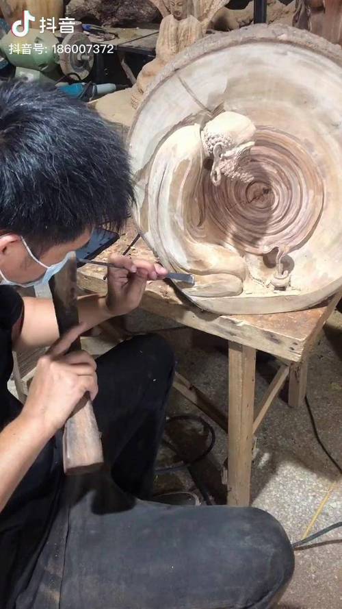 手工艺品：传承匠心，诠释艺术