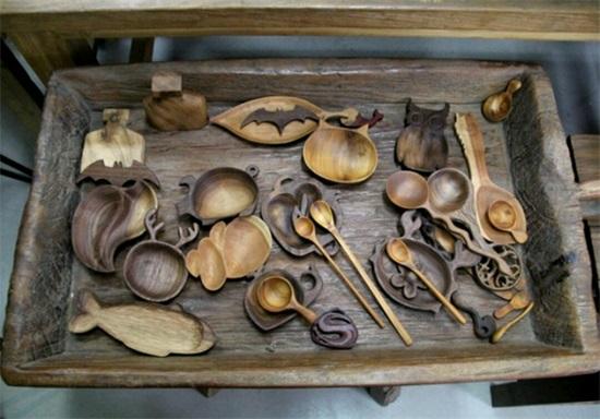 深入探秘独特魅力：手工制作的木制工艺品