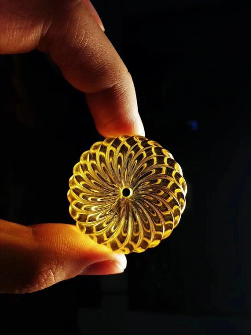 极致精工：纯手工打造的独特工艺品