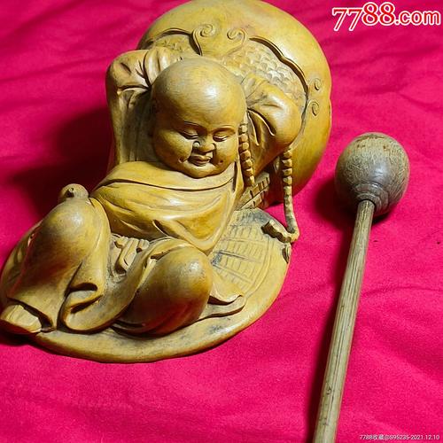 古朴精工：木制工艺品的独特魅力