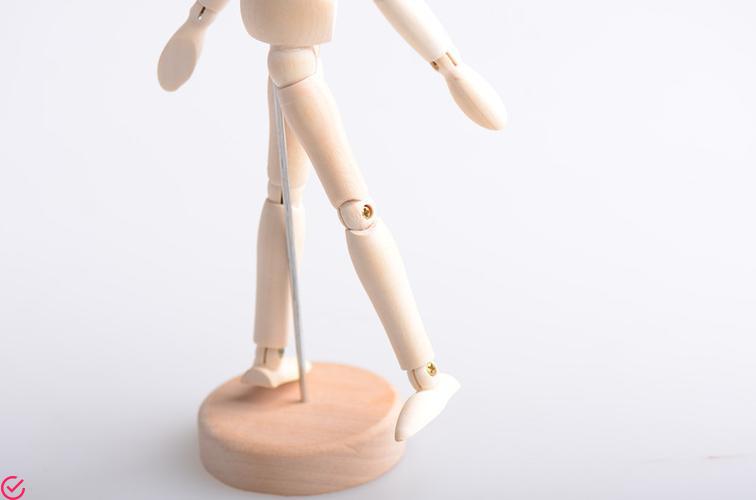 舞动的木偶：精美手工木艺品展示