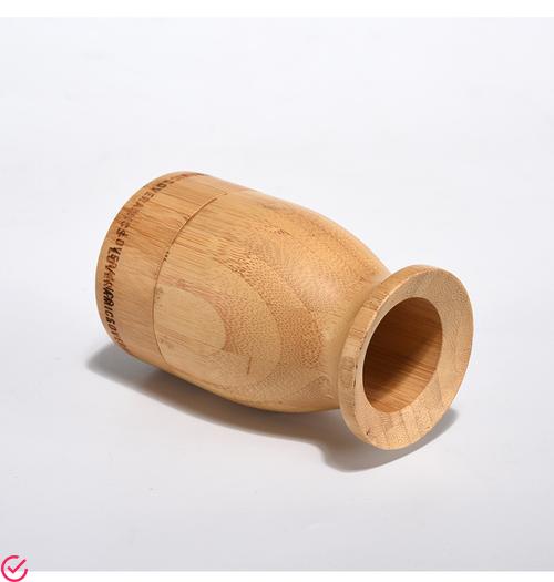 探秘独特魅力：手工打造的精致木制工艺品
