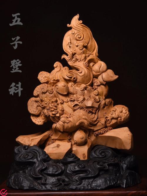 手工木制工艺品：精雕细琢的艺术之美