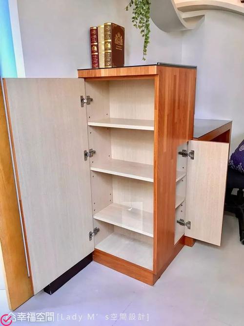 品牌名称：快乐木工，让您享受高效生活与健康环境的家具